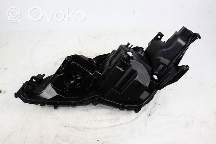 Toyota Camry Phare frontale 8101633E70