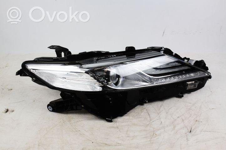 Toyota Camry Lampa przednia 8101633E70