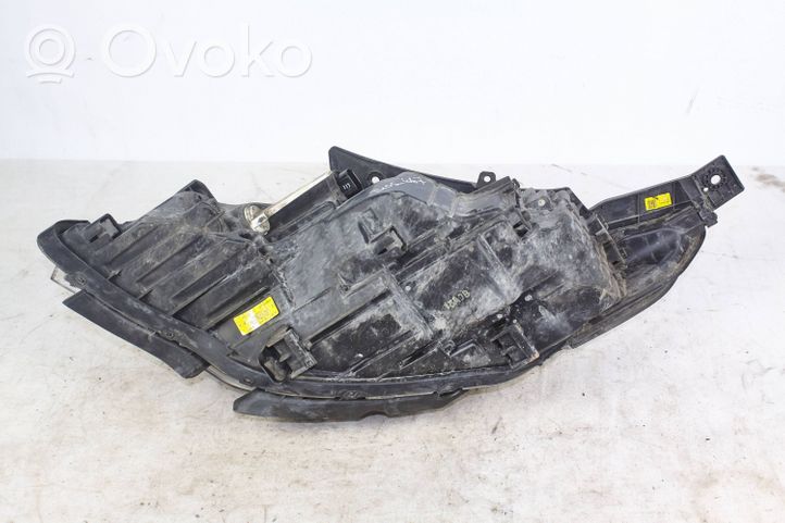 KIA Optima Lampa przednia 92102d4300