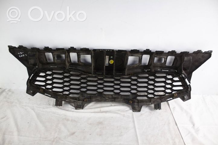 KIA Ceed Grille de calandre avant 86351A2010