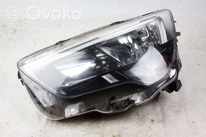 Opel Combo E Phare frontale 90145357