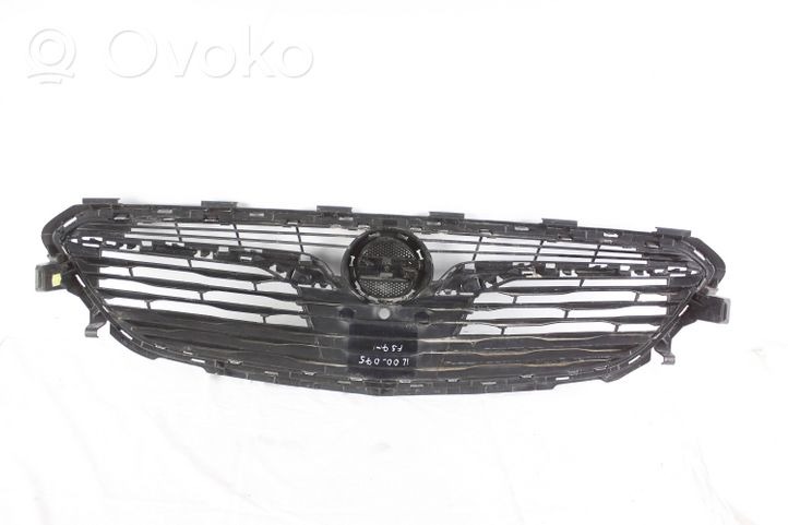 Opel Insignia A Maskownica / Grill / Atrapa górna chłodnicy 551004542