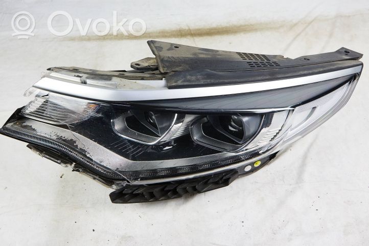 KIA Optima Lampa przednia 92101A8800