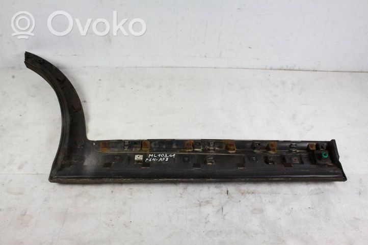 KIA Sorento Takaoven lista (muoto) 87775C5200