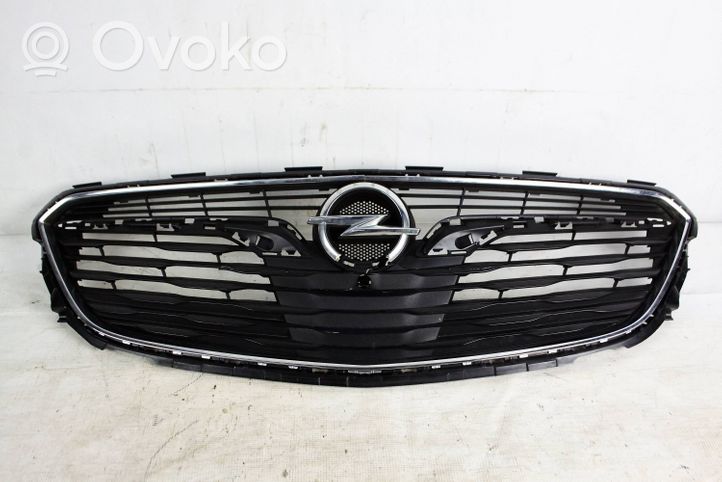 Opel Insignia A Maskownica / Grill / Atrapa górna chłodnicy 551004542