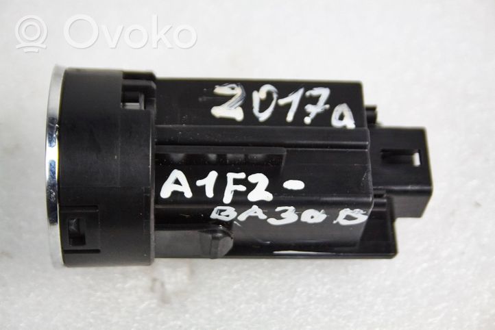 Toyota RAV 4 (XA40) Interruttore a pulsante start e stop motore 2010DJ2910