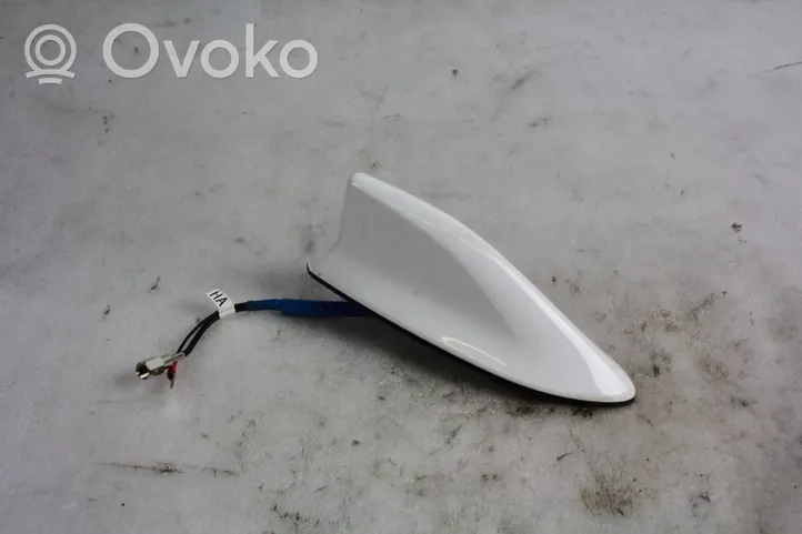 Toyota Auris E180 Antenos stiprintuvas v310838c