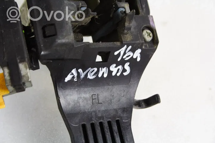 Toyota Avensis T270 Support poignée extérieur de porte avant 