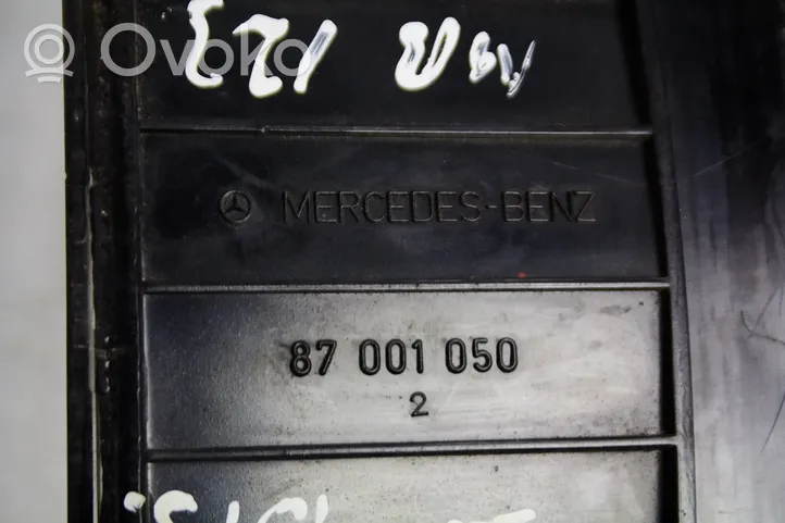 Mercedes-Benz W123 Compteur de vitesse tableau de bord 87001050