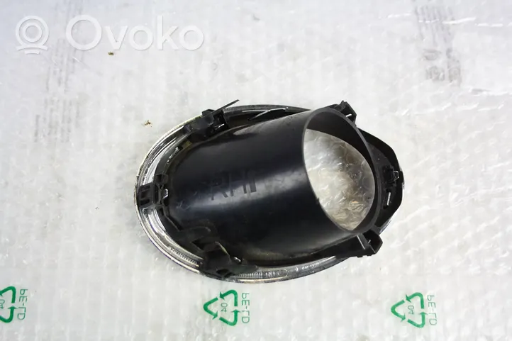 Nissan Qashqai Priešrūkinio žibinto apdaila/ grotelės 622564ea0c