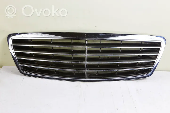 Mercedes-Benz S W220 Griglia anteriore a2208800583