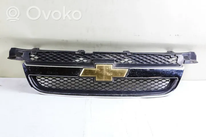 Chevrolet Aveo Maskownica / Grill / Atrapa górna chłodnicy 96648621