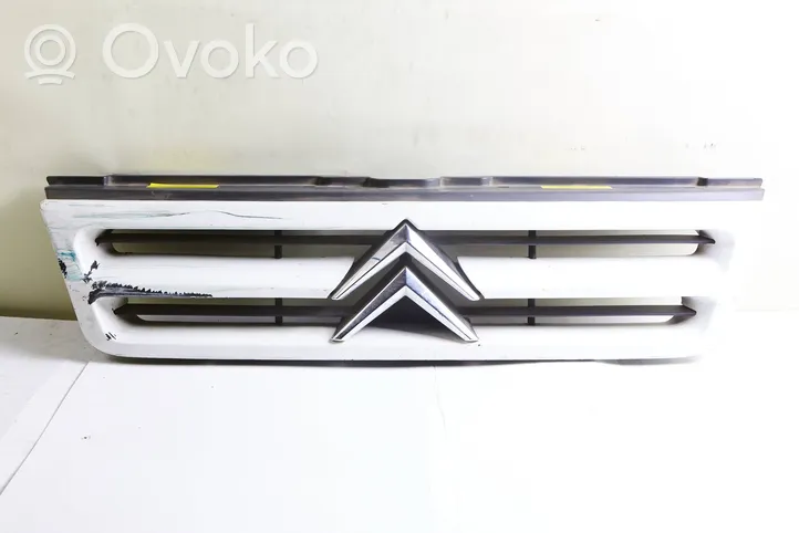 Citroen Jumper Grille calandre supérieure de pare-chocs avant 1304699070