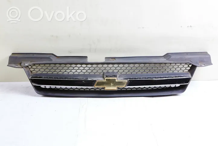 Chevrolet Aveo Maskownica / Grill / Atrapa górna chłodnicy 96618859