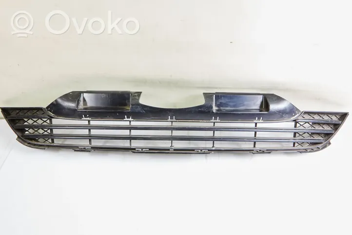 Honda CR-V Front bumper upper radiator grill 71121swwg0