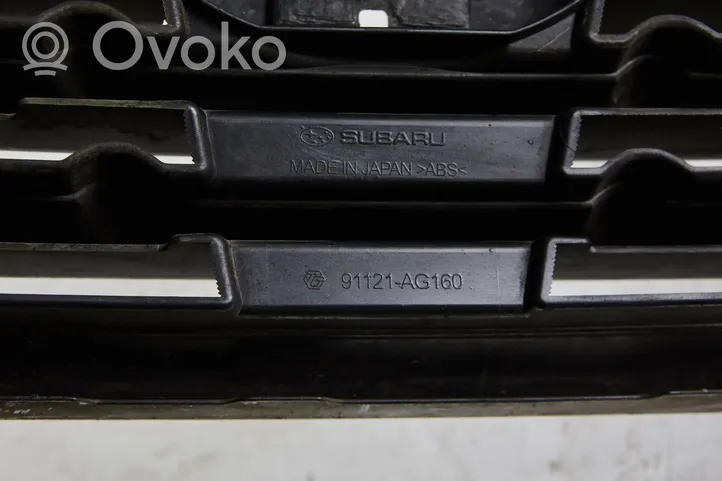 Subaru Outback Maskownica / Grill / Atrapa górna chłodnicy 91121ag160