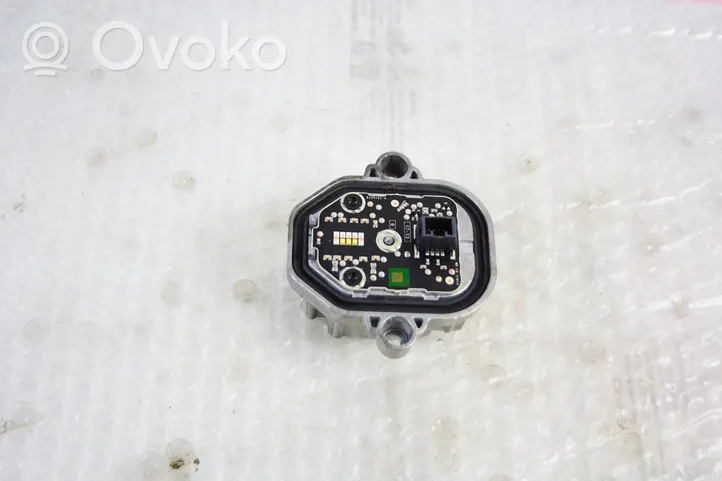 Volvo XC90 Modulo di controllo ballast LED B105151