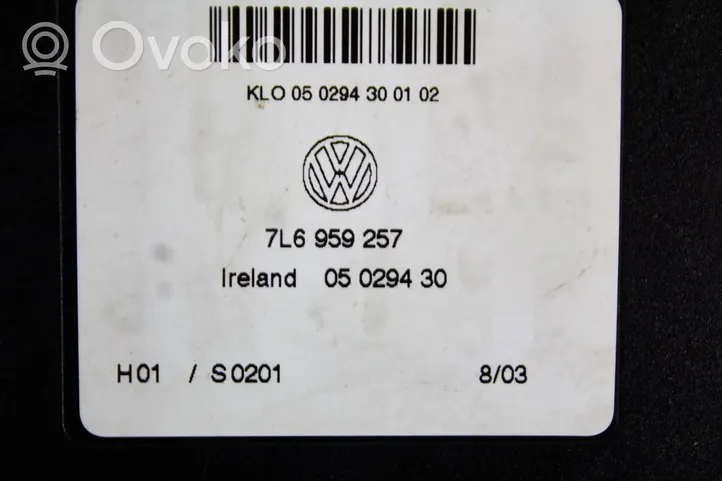 Volkswagen Touareg I Steering rack control module 7L6959257