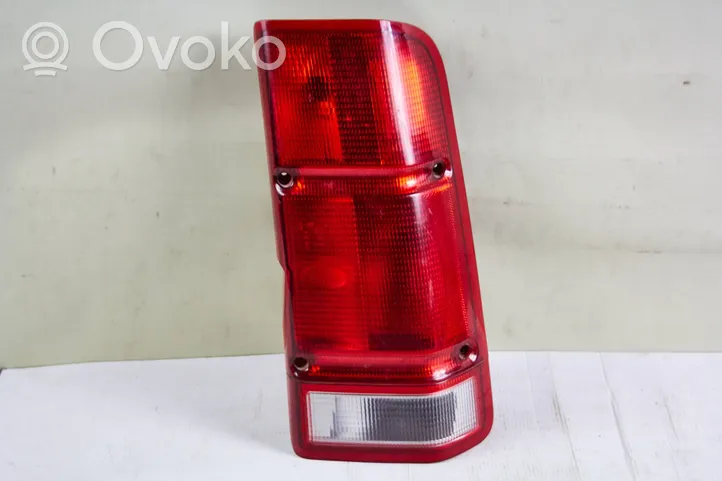 Land Rover Discovery Lampa tylna XFB000160