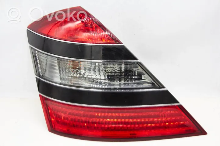 Mercedes-Benz S W221 Lampa tylna a2218200164