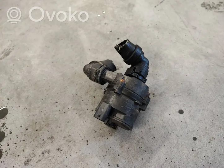 BMW 7 G11 G12 Pompe à eau de liquide de refroidissement 9372723