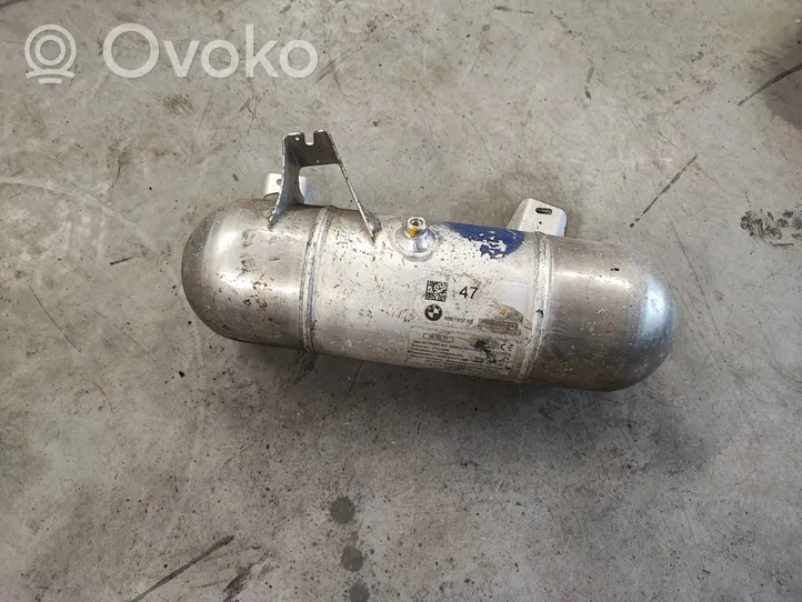 BMW 7 G11 G12 Accumulateur de pression de réservoir suspension pneumatique 6861937