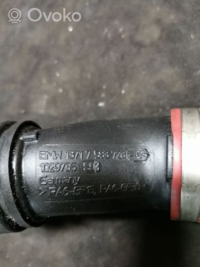 BMW 5 GT F07 Intercooler hose/pipe 13717583728