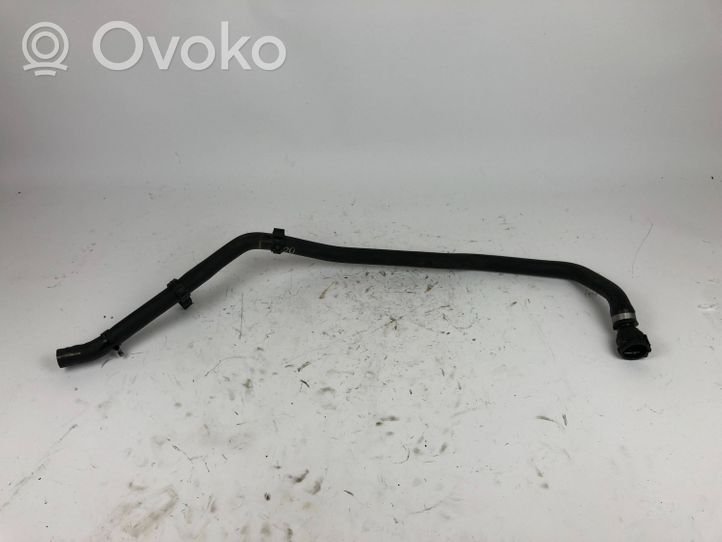 BMW 3 GT F34 Tubo flessibile del liquido di raffreddamento del motore 9208169