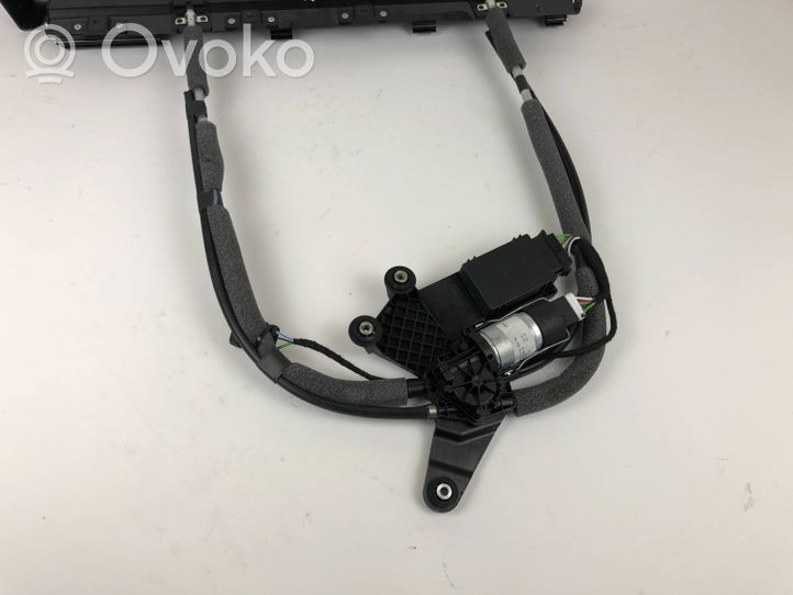 Maserati Levante Tendina/parasole del finestrino della portiera posteriore 088220001701