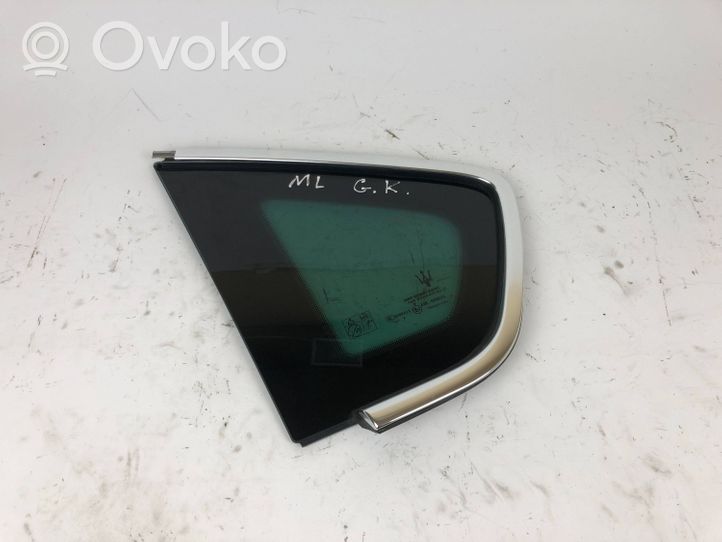 Maserati Levante Rear vent window glass 06701010560