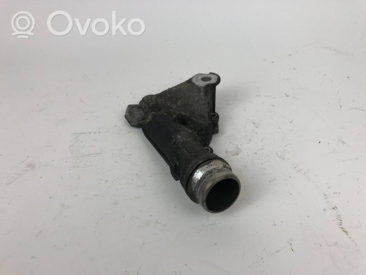 Audi A6 C7 Termostaatin kotelo 06E121161AN