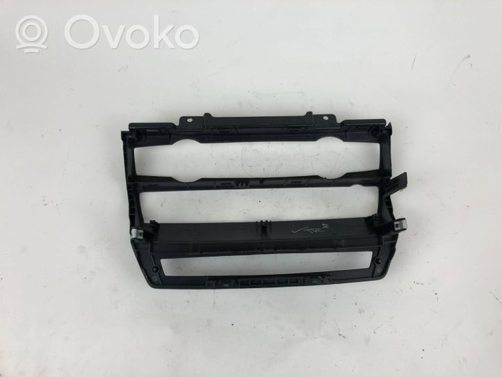 BMW X6 E71 Klimato kontrolės/ pečiuko kontrolės apdaila 7161797