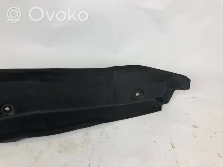 Mercedes-Benz C AMG W205 Rivestimento dell’estremità del parafango A2058890025