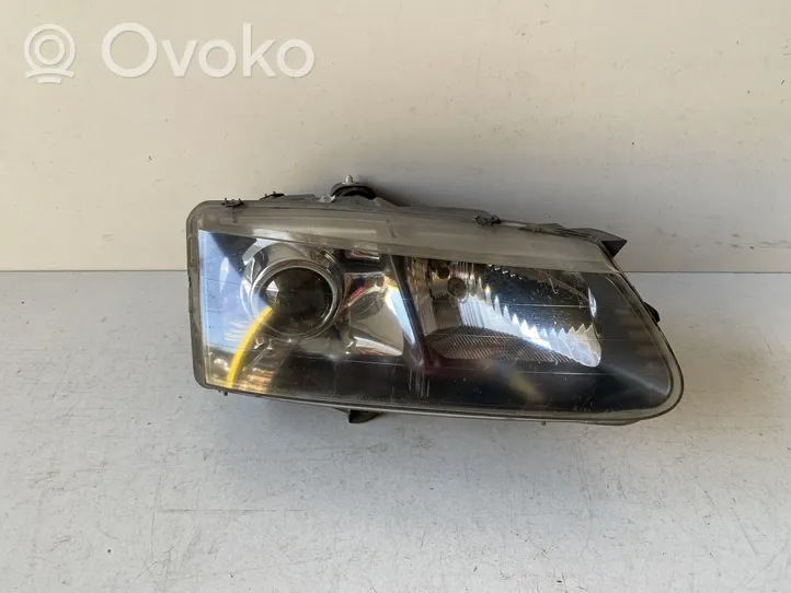 Renault Avantime Lampa przednia 88204316