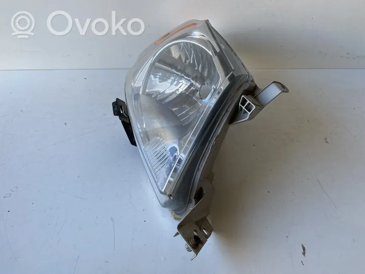 Toyota Hilux (AN10, AN20, AN30) Phare frontale 10016517