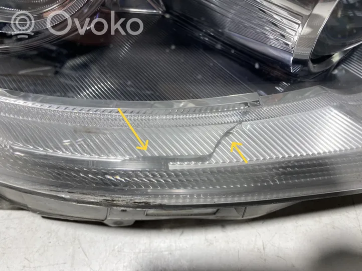 Lexus LS 460 - 600H Lampa przednia 6848684