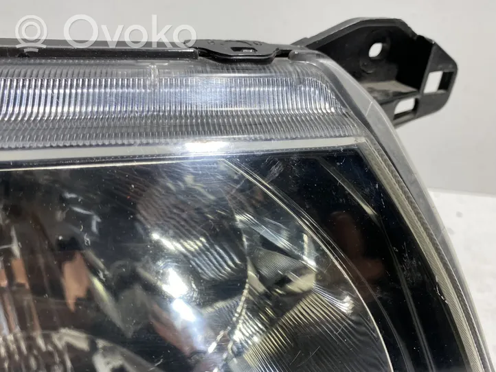 Mitsubishi Pajero Lampa przednia 10087420