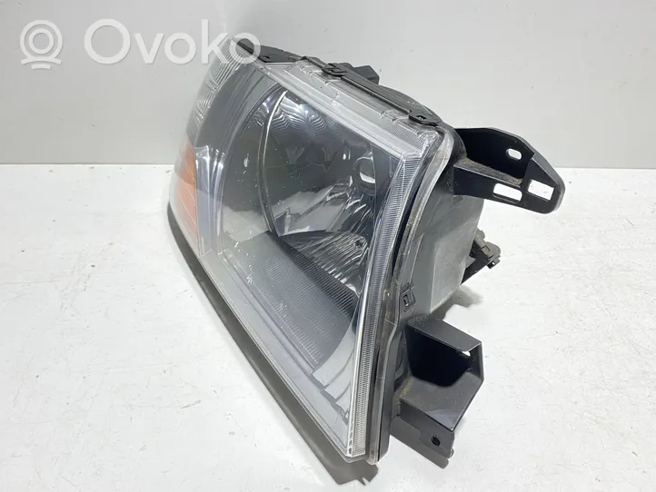 Mitsubishi Pajero Lampa przednia 10087507