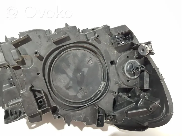 BMW 2 F46 Phare frontale 749485501