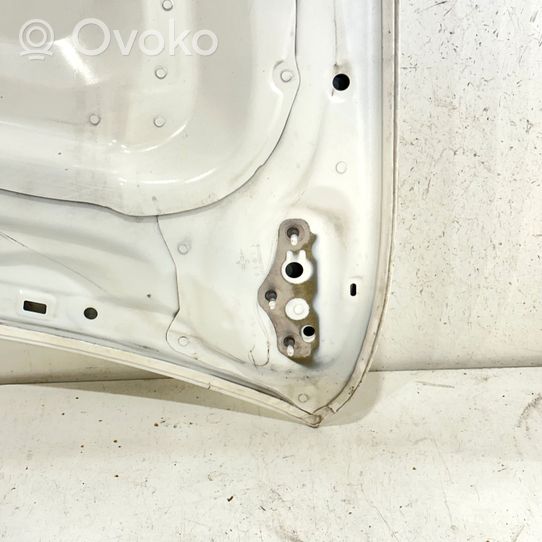 Mercedes-Benz C W205 Dangtis variklio (kapotas) A0019890803