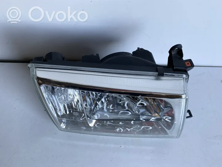 Toyota Land Cruiser (HDJ90) Lampa przednia 