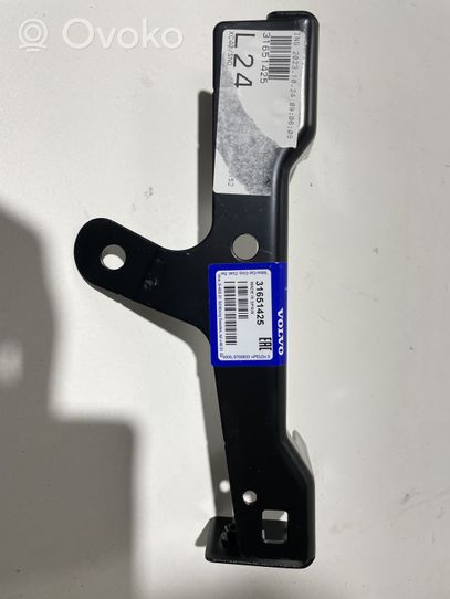 Volvo XC40 Pannello di supporto del radiatore 31651425