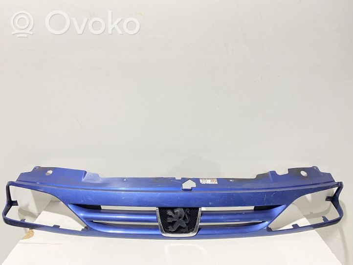 Peugeot 806 Etupuskurin ylempi jäähdytinsäleikkö 1852376101