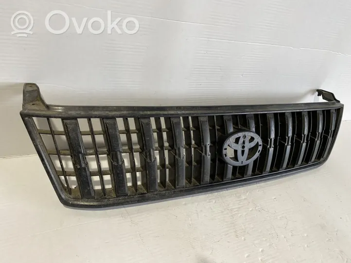 Toyota Land Cruiser (HDJ90) Etupuskurin ylempi jäähdytinsäleikkö 5310060080