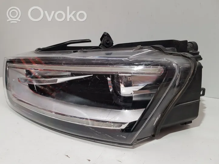 Audi Q3 8U Faro delantero/faro principal 8U0941005