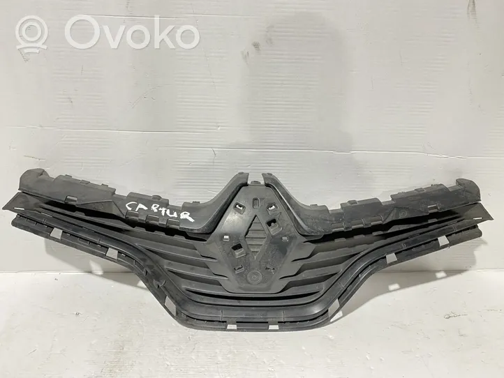 Renault Captur Maskownica / Grill / Atrapa górna chłodnicy 623102335R