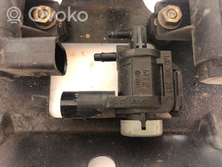 Volkswagen Sharan Vacuum valve 1J0906627A