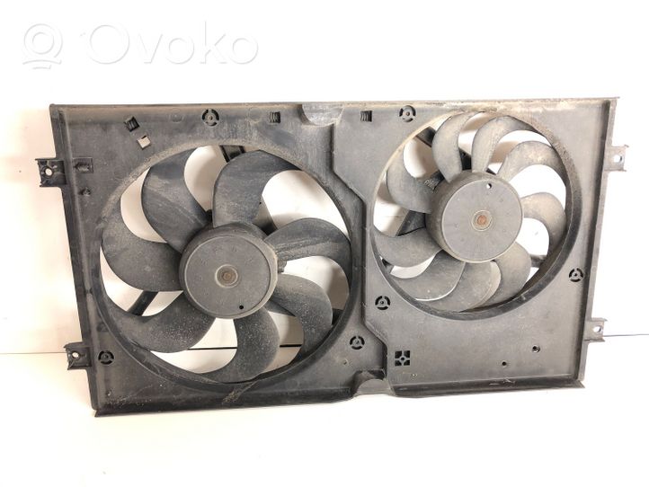 Volkswagen New Beetle Radiator cooling fan shroud 