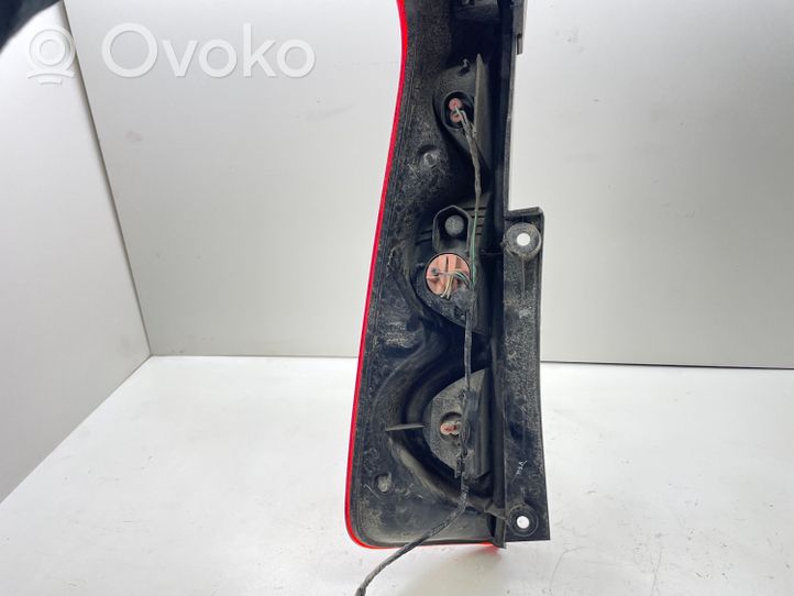 Nissan Note (E11) Lampa tylna 