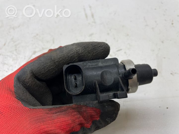 Volkswagen Golf IV Vacuum valve 